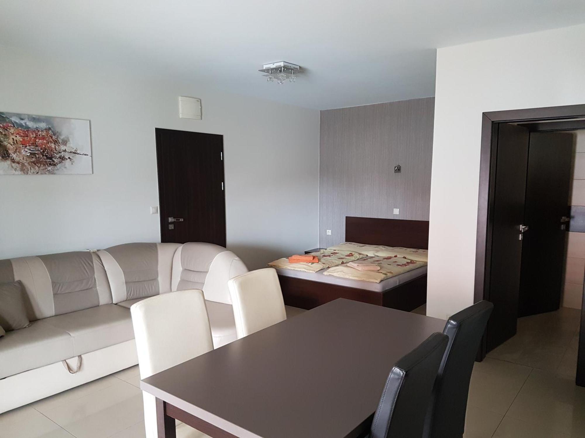 Vila Lexus Velky Meder Exterior photo