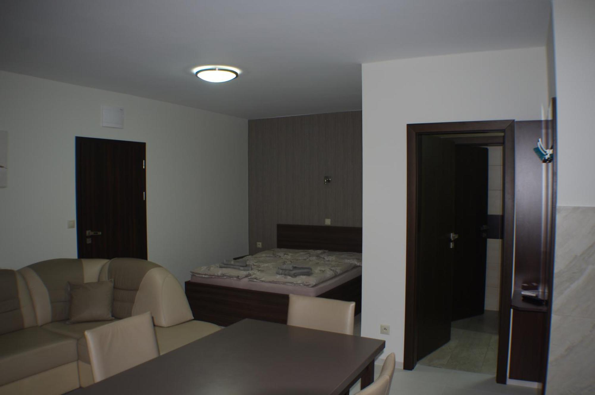 Vila Lexus Velky Meder Exterior photo